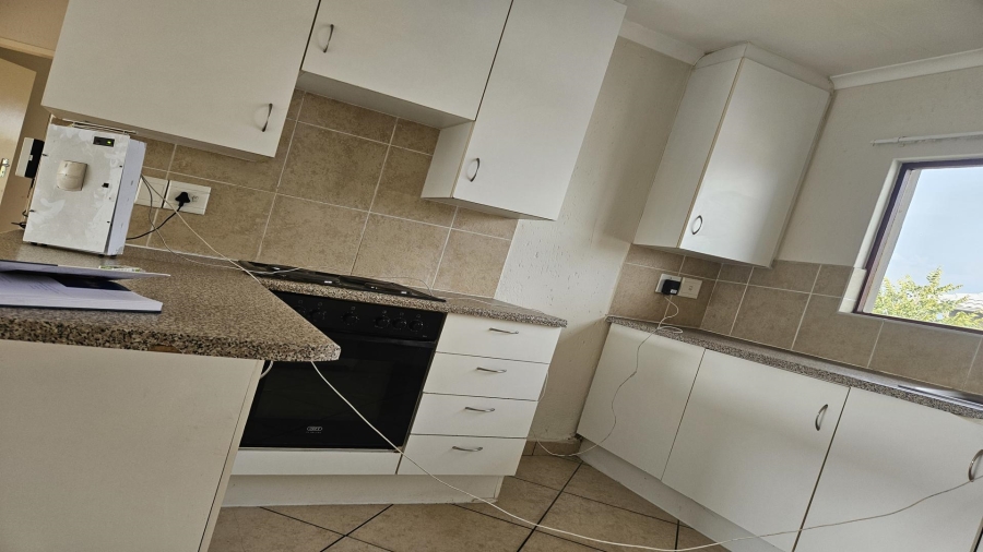 2 Bedroom Property for Sale in Eveleigh Gauteng