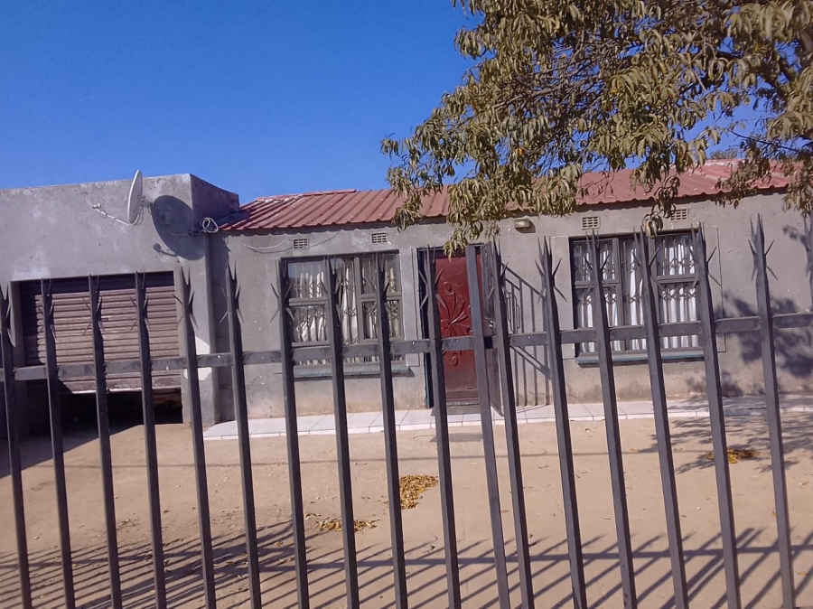 2 Bedroom Property for Sale in Palm Ridge Gauteng