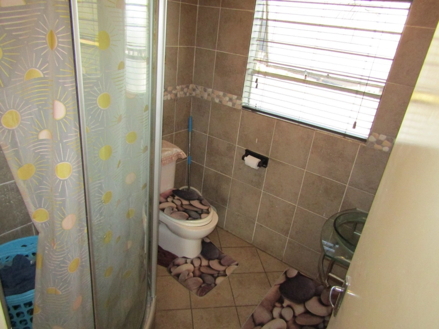 2 Bedroom Property for Sale in Suideroord Gauteng