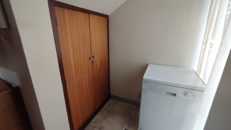 3 Bedroom Property for Sale in Wierda Park Gauteng