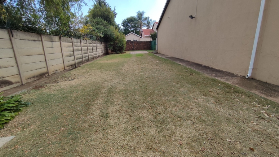 3 Bedroom Property for Sale in Wierda Park Gauteng