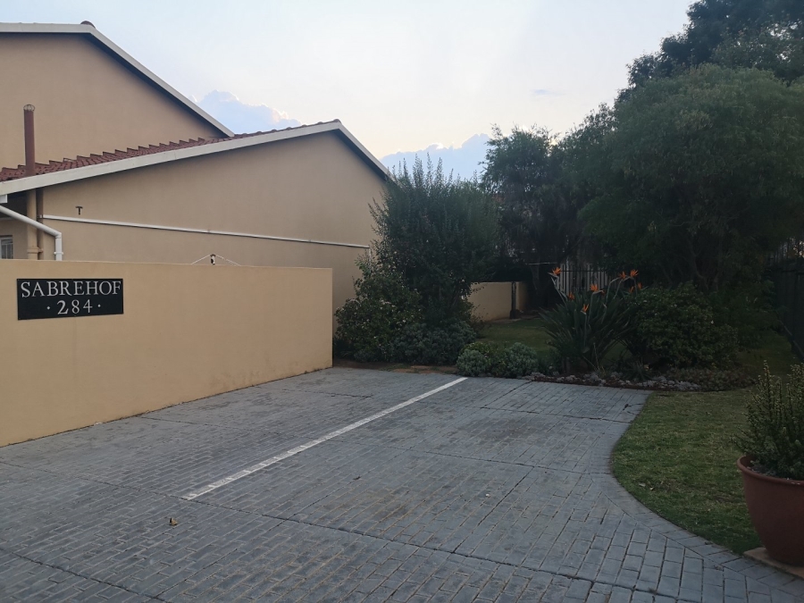 3 Bedroom Property for Sale in Wierda Park Gauteng