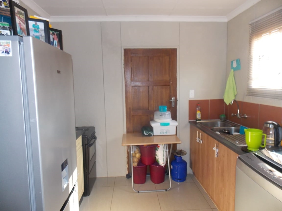 2 Bedroom Property for Sale in Windmill Park Gauteng