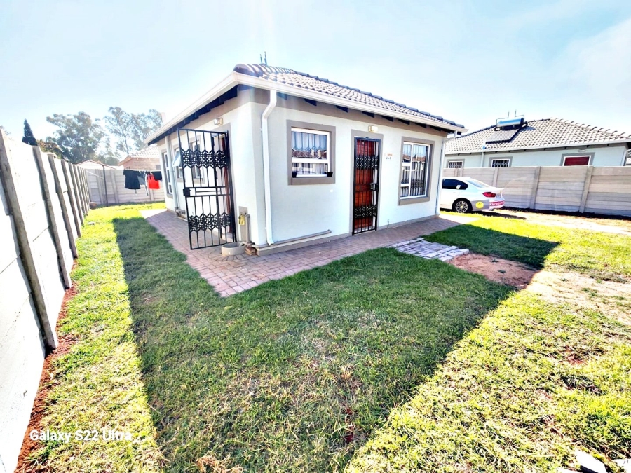 To Let 2 Bedroom Property for Rent in Brenthurst Gauteng