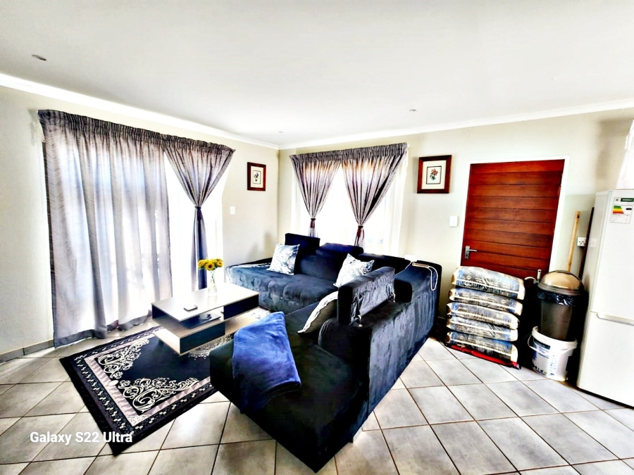 To Let 2 Bedroom Property for Rent in Brenthurst Gauteng