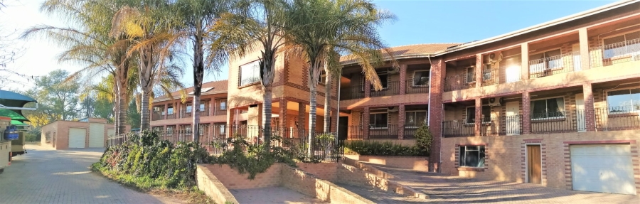 12 Bedroom Property for Sale in Glen Austin Gauteng