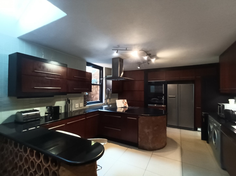 To Let 5 Bedroom Property for Rent in Houghton Estate Gauteng
