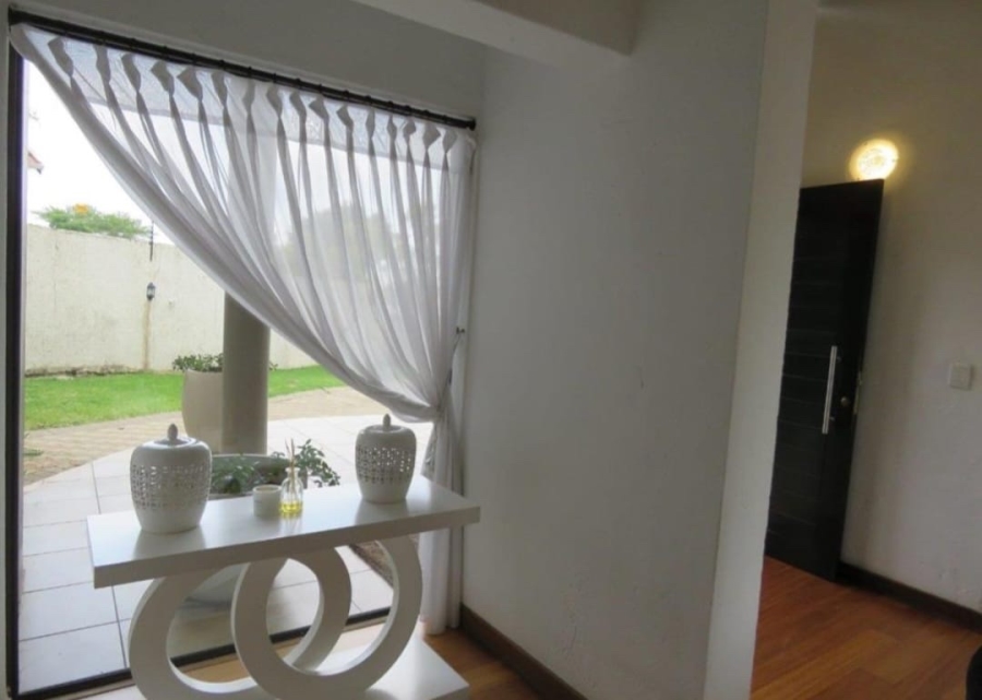 5 Bedroom Property for Sale in Witkoppen Gauteng