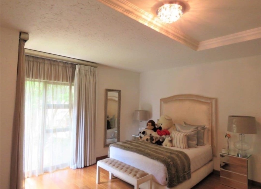 5 Bedroom Property for Sale in Witkoppen Gauteng