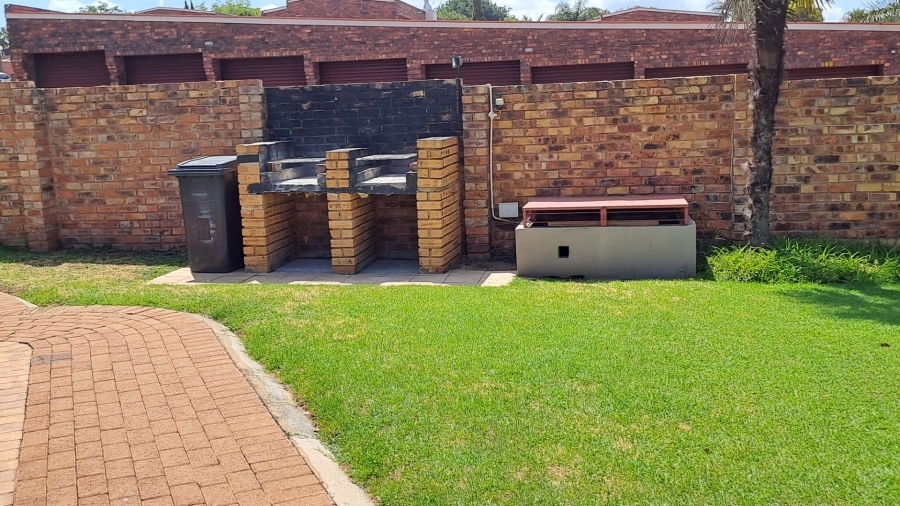 2 Bedroom Property for Sale in Centurion Central Gauteng