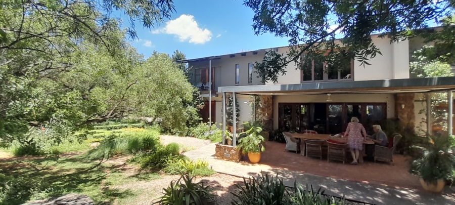 5 Bedroom Property for Sale in Rietfontein Gauteng