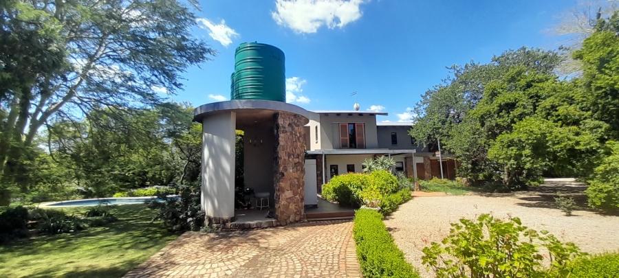 5 Bedroom Property for Sale in Rietfontein Gauteng