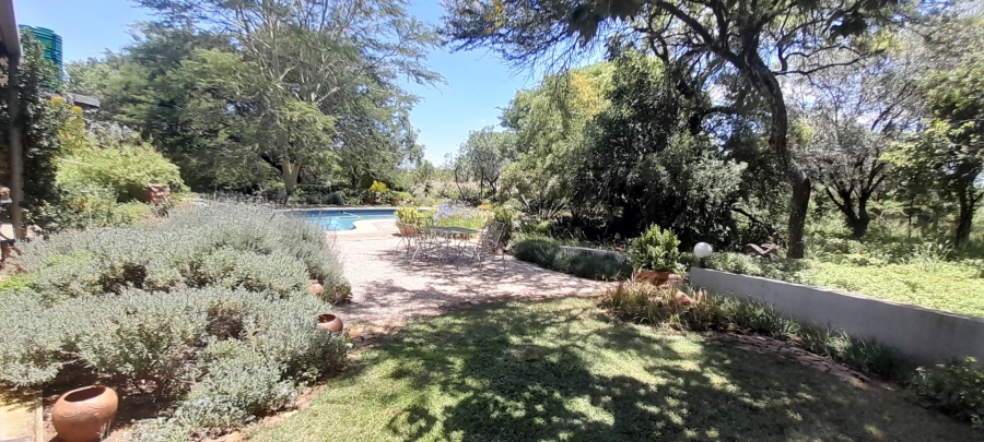 5 Bedroom Property for Sale in Rietfontein Gauteng