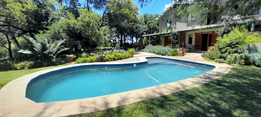 5 Bedroom Property for Sale in Rietfontein Gauteng