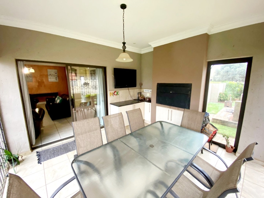 3 Bedroom Property for Sale in The Meadows Gauteng