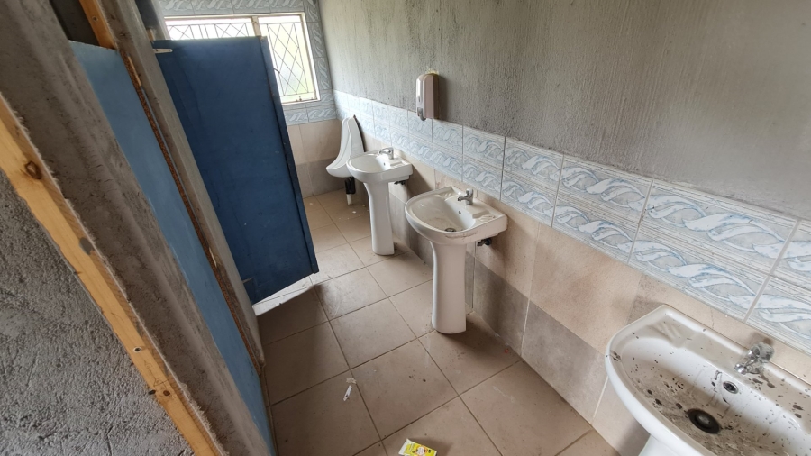 Commercial Property for Sale in Mnandi Gauteng
