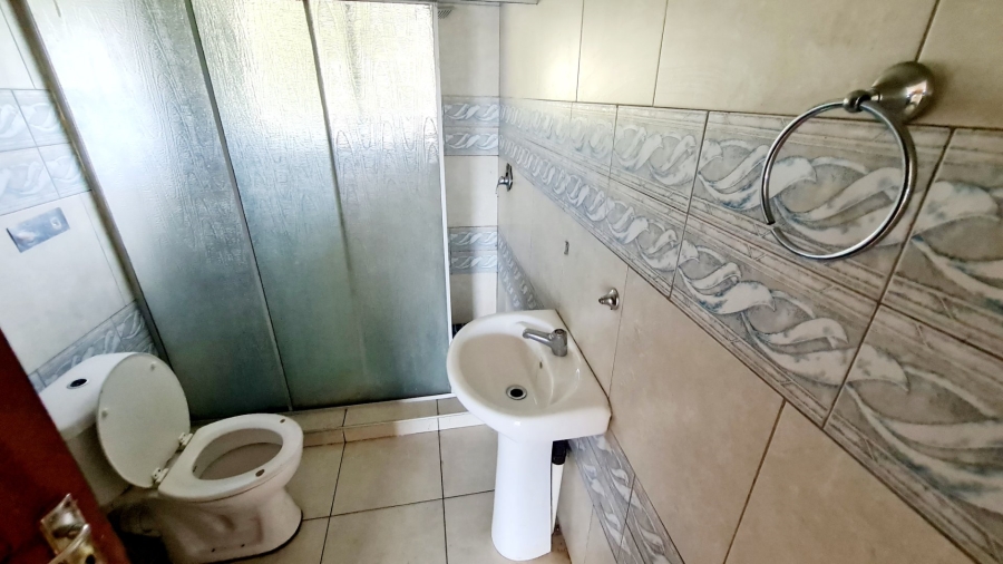 Commercial Property for Sale in Mnandi Gauteng