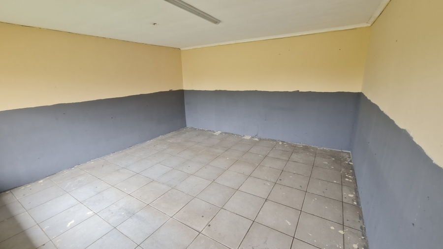 Commercial Property for Sale in Mnandi Gauteng