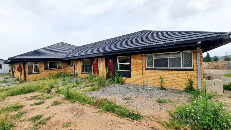 Commercial Property for Sale in Mnandi Gauteng