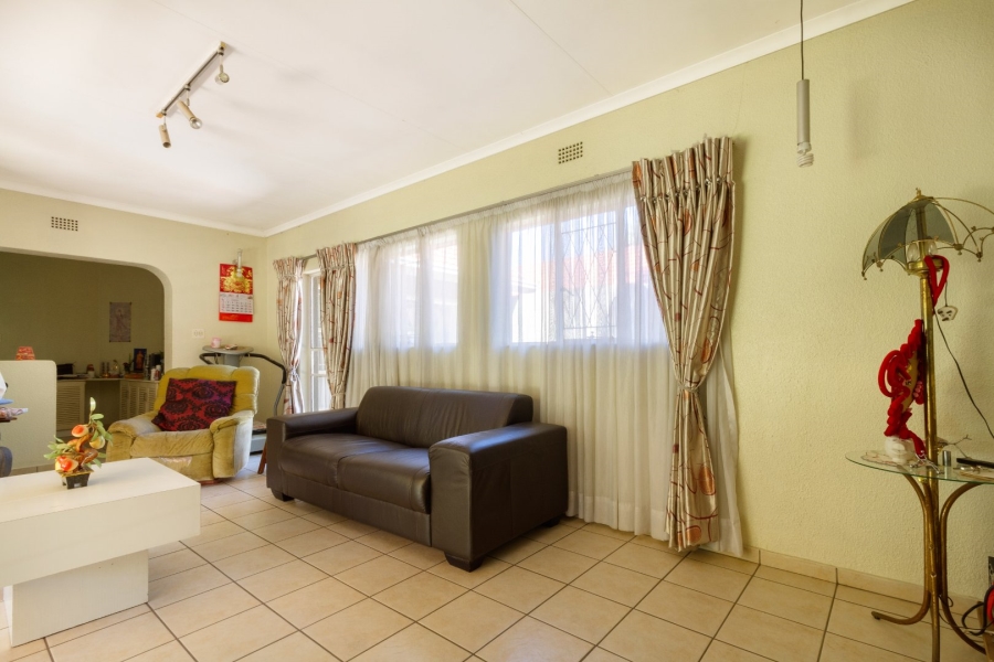 3 Bedroom Property for Sale in Wendywood Gauteng