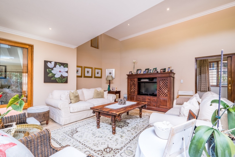 8 Bedroom Property for Sale in North Riding AH Gauteng