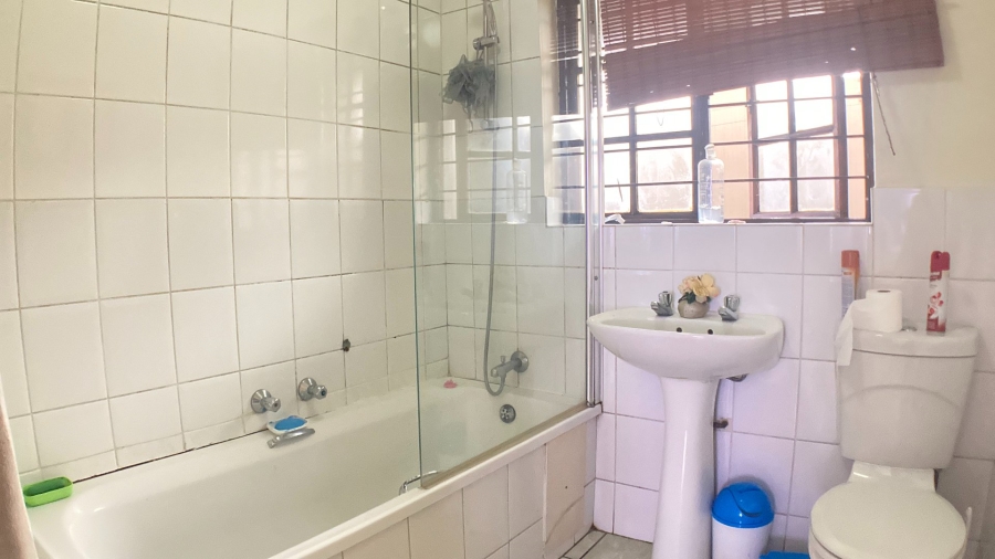 2 Bedroom Property for Sale in Ferndale Gauteng