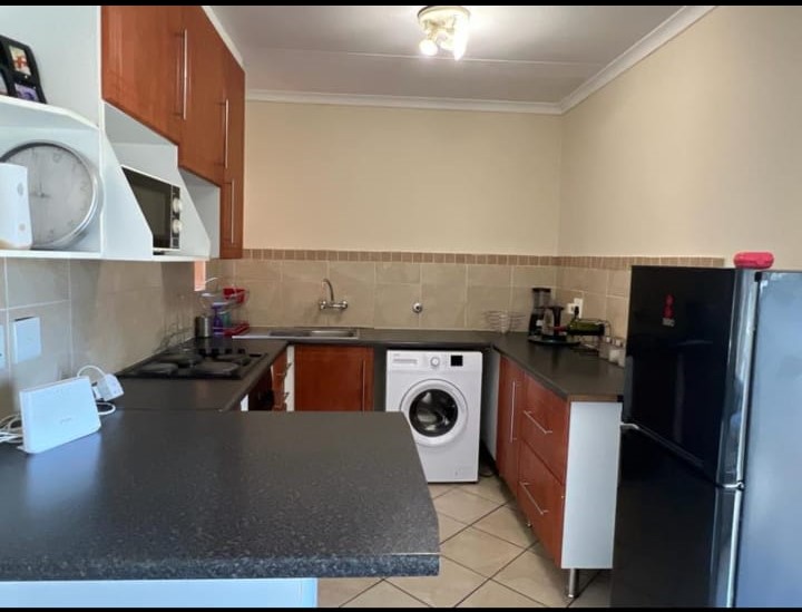 2 Bedroom Property for Sale in Noordwyk Gauteng