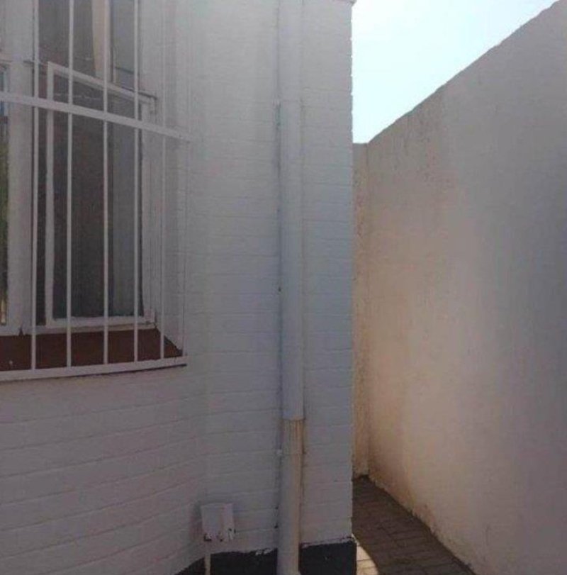 11 Bedroom Property for Sale in Brixton Gauteng