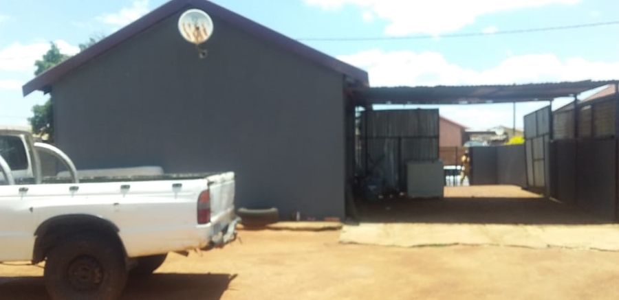 6 Bedroom Property for Sale in Soshanguve B Gauteng