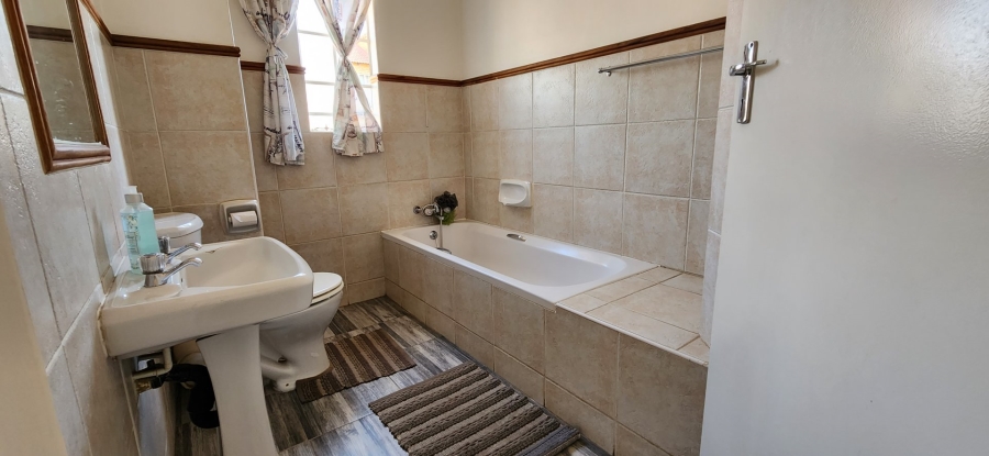 2 Bedroom Property for Sale in Boardwalk Villas Gauteng