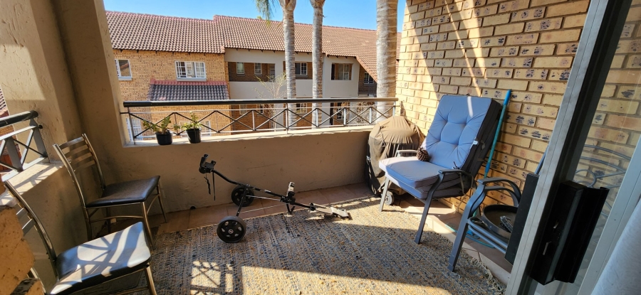 2 Bedroom Property for Sale in Boardwalk Villas Gauteng