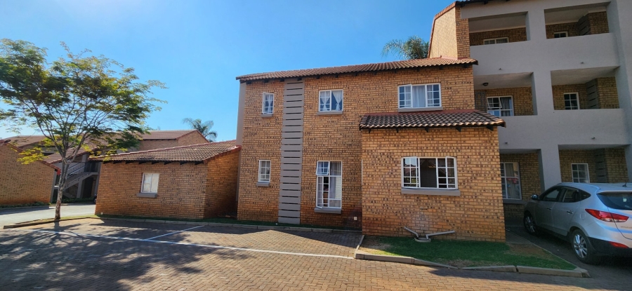 2 Bedroom Property for Sale in Boardwalk Villas Gauteng