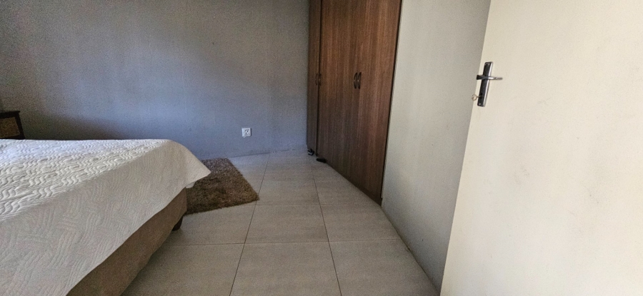 5 Bedroom Property for Sale in Crystal Park Gauteng