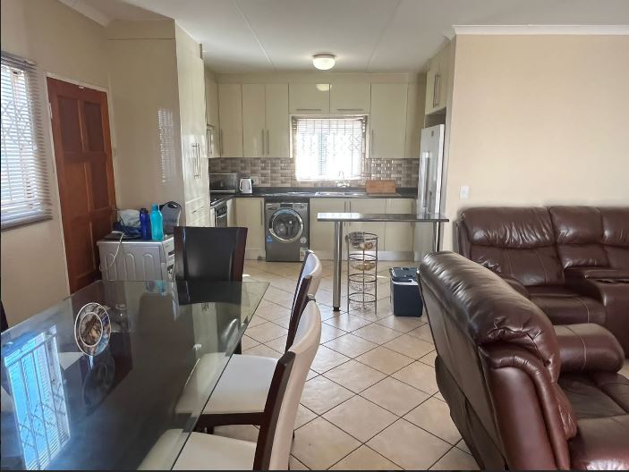 4 Bedroom Property for Sale in Blue Hills Gauteng