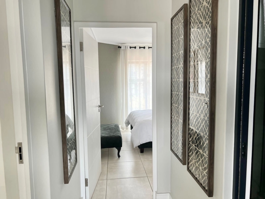 To Let 2 Bedroom Property for Rent in The Polofields Gauteng