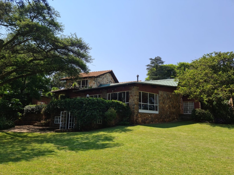 9 Bedroom Property for Sale in Honeydew Gauteng