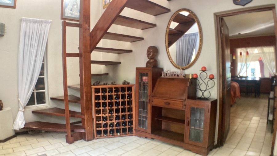 9 Bedroom Property for Sale in Honeydew Gauteng