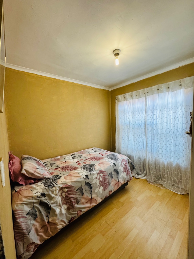 2 Bedroom Property for Sale in Fleurhof Gauteng