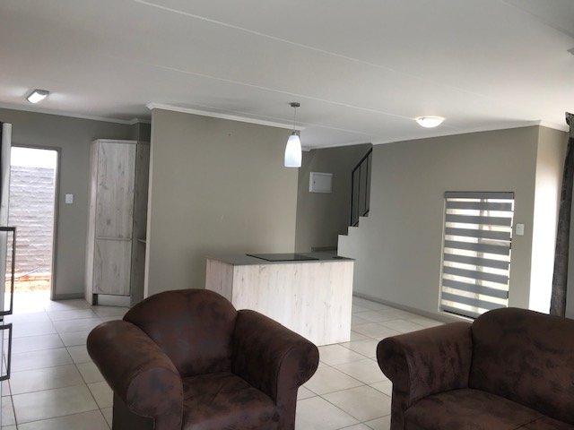 3 Bedroom Property for Sale in Rooihuiskraal North Gauteng