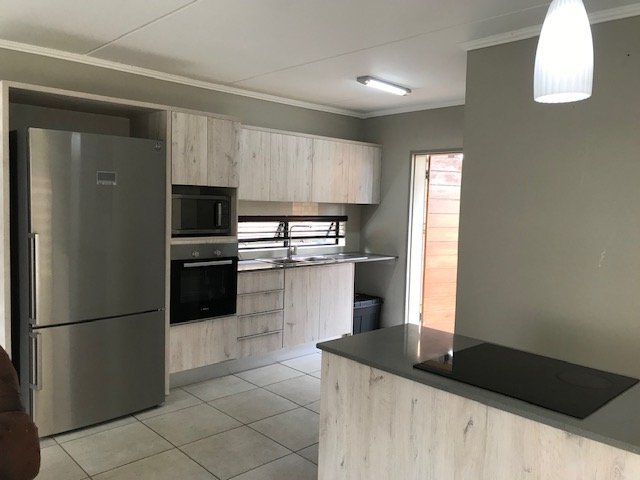 3 Bedroom Property for Sale in Rooihuiskraal North Gauteng