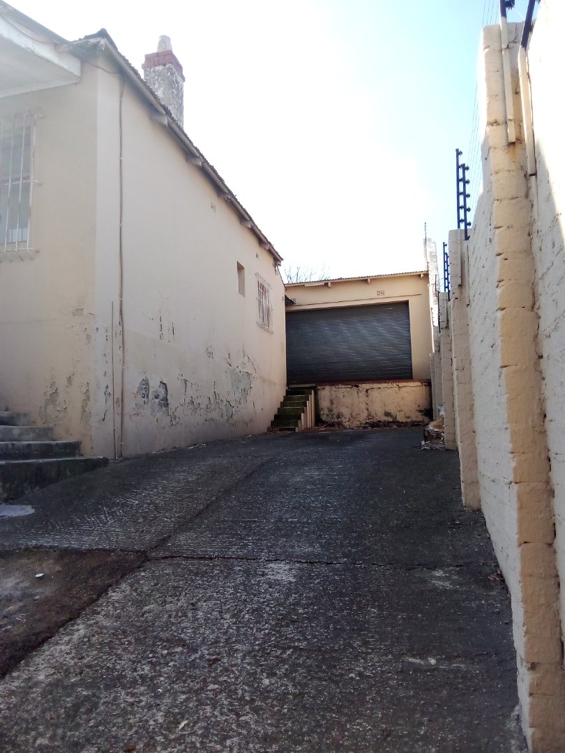  Bedroom Property for Sale in Brixton Gauteng