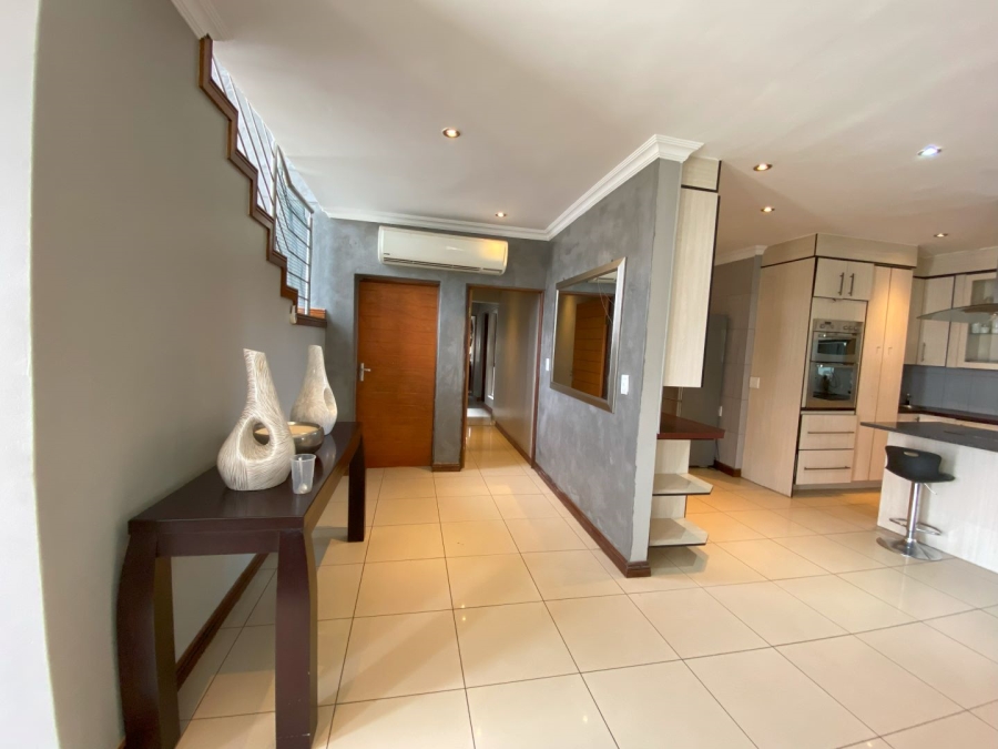 5 Bedroom Property for Sale in Silver Stone Country Estate Gauteng