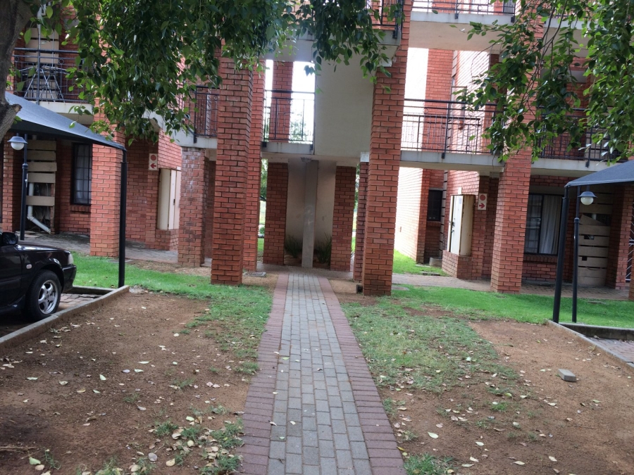 1 Bedroom Property for Sale in Sagewood Gauteng