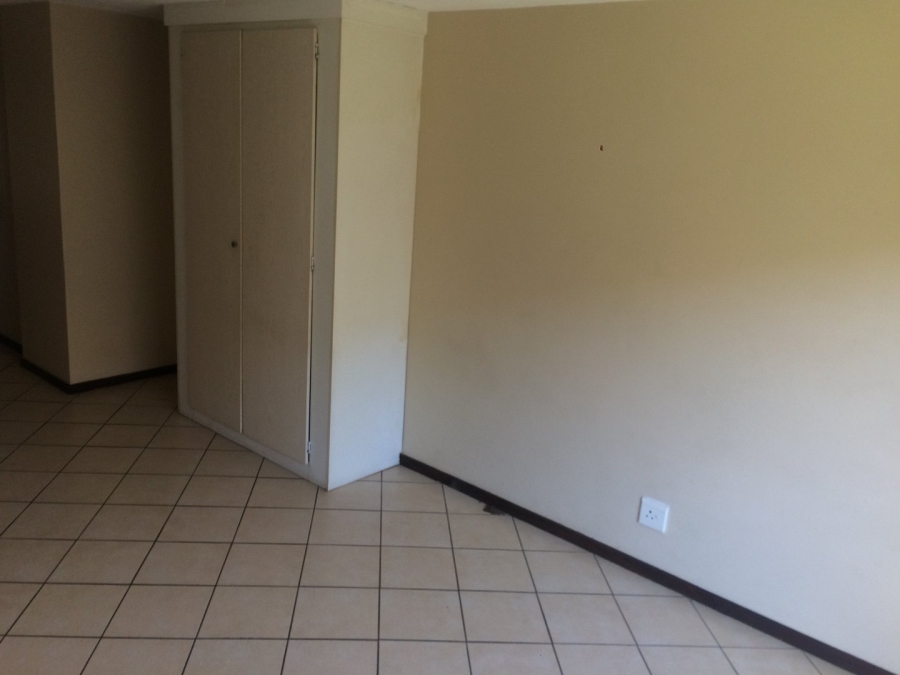 1 Bedroom Property for Sale in Sagewood Gauteng