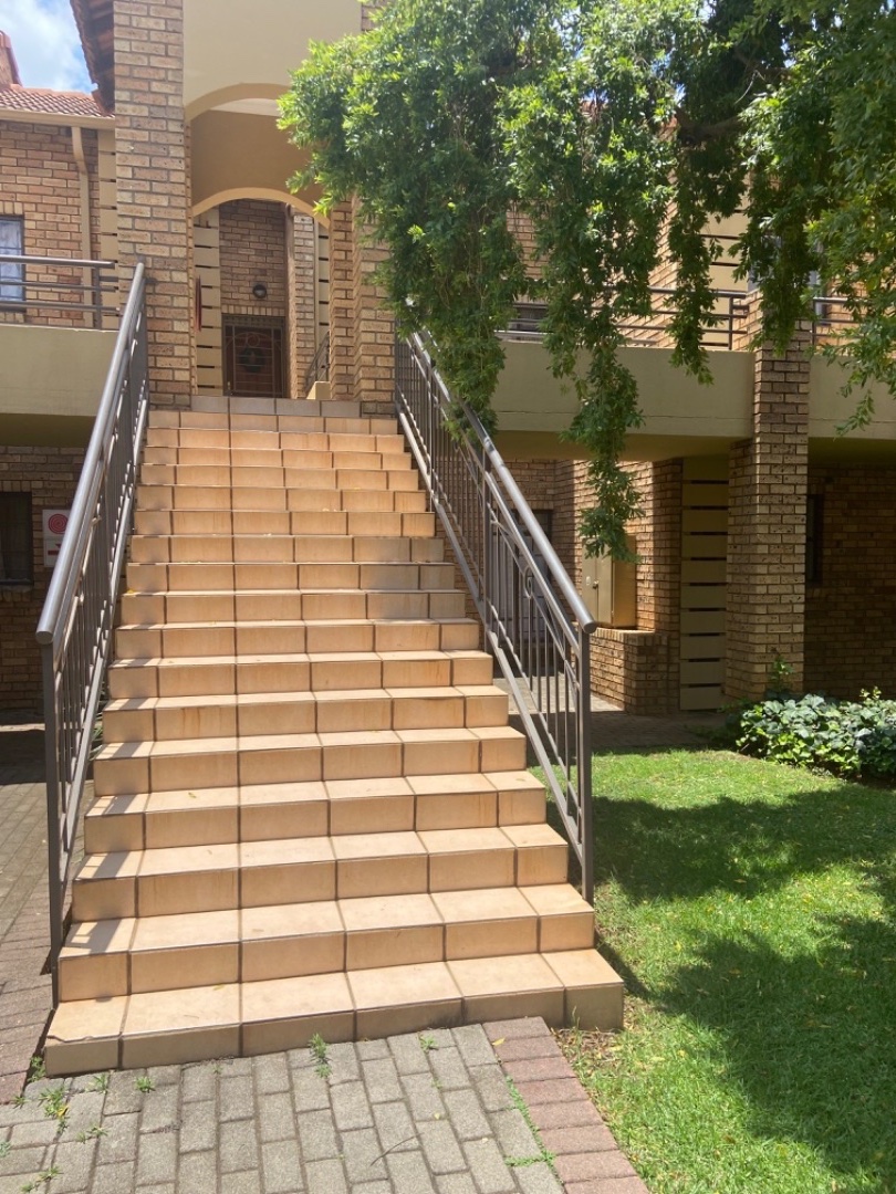 To Let  Bedroom Property for Rent in Eco Park Gauteng