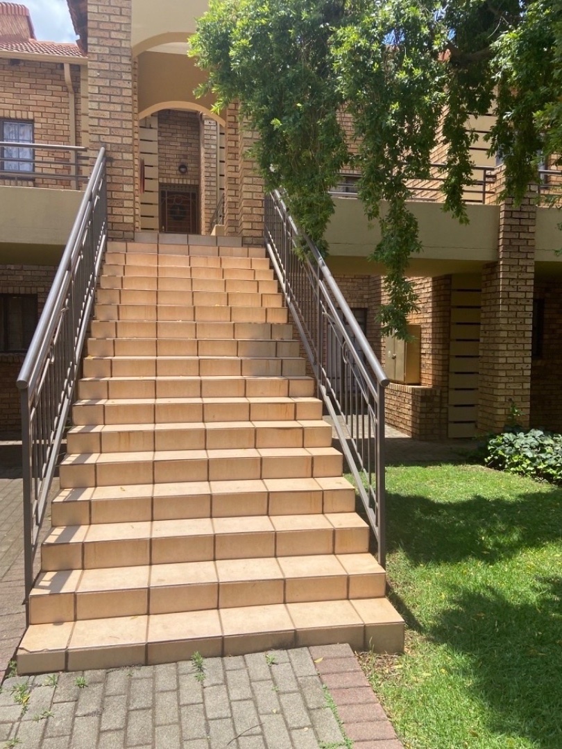 To Let  Bedroom Property for Rent in Eco Park Gauteng