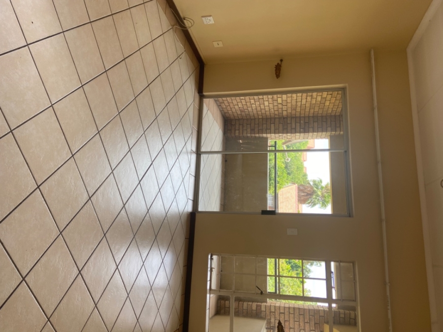 To Let  Bedroom Property for Rent in Eco Park Gauteng