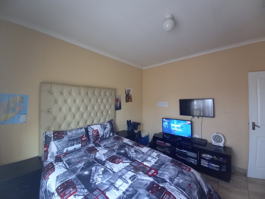 2 Bedroom Property for Sale in Langaville Gauteng