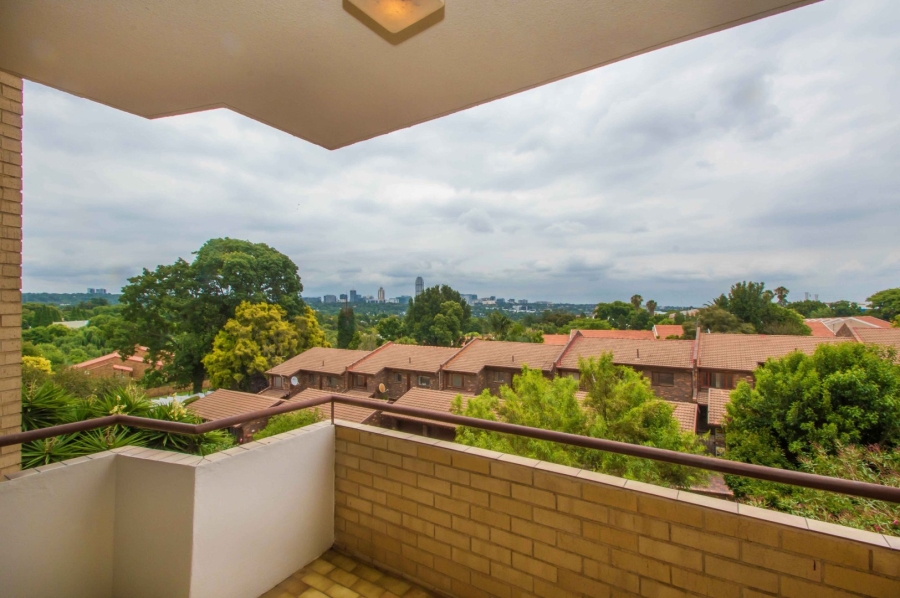 2 Bedroom Property for Sale in Bramley Park Gauteng