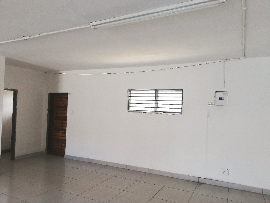 To Let  Bedroom Property for Rent in Lenasia Ext 10 Gauteng